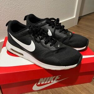 Nike Women’s Black & White Air Max-Style Athletic Sneakers